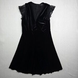 Zara‎ Basic Black Velvet Dress Lace Detail Fit & Flare Sleeveless Mini S